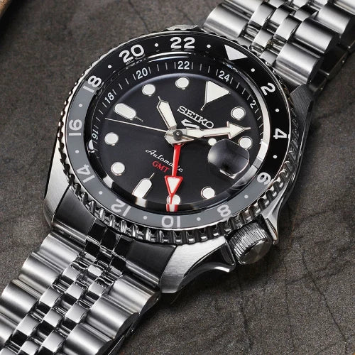 Montre Seiko SSK001K1 Automatique GMT Acier Cadran Noir