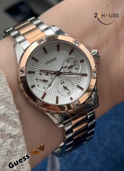 Montre Guess pour femme W0443L4